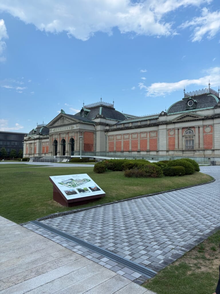 京都国立博物館の明治古都館